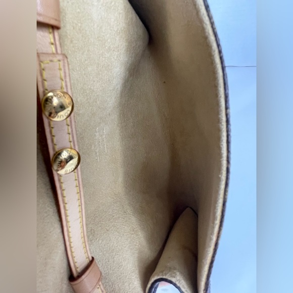 Louis Vuitton Brown Monogram Crossbody Bag - Picture 15 of 16